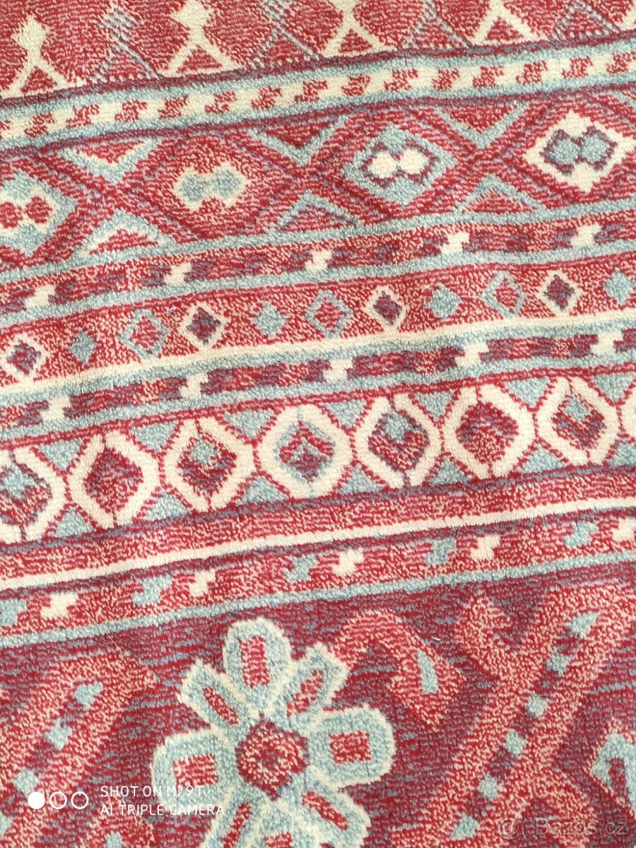 Prodám koberec 3x4