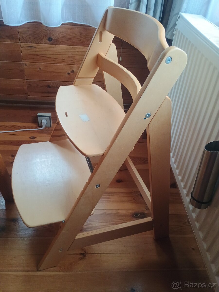Dřevěná rostoucí židlička