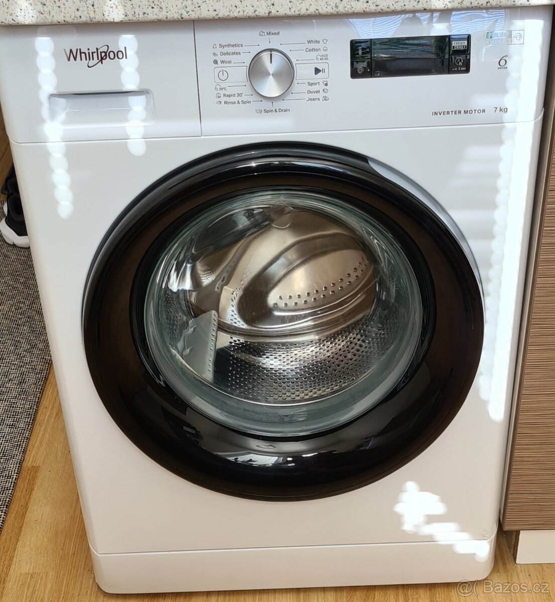 Pračka Whirlpool FFS 7259 B EE Freshcare+
