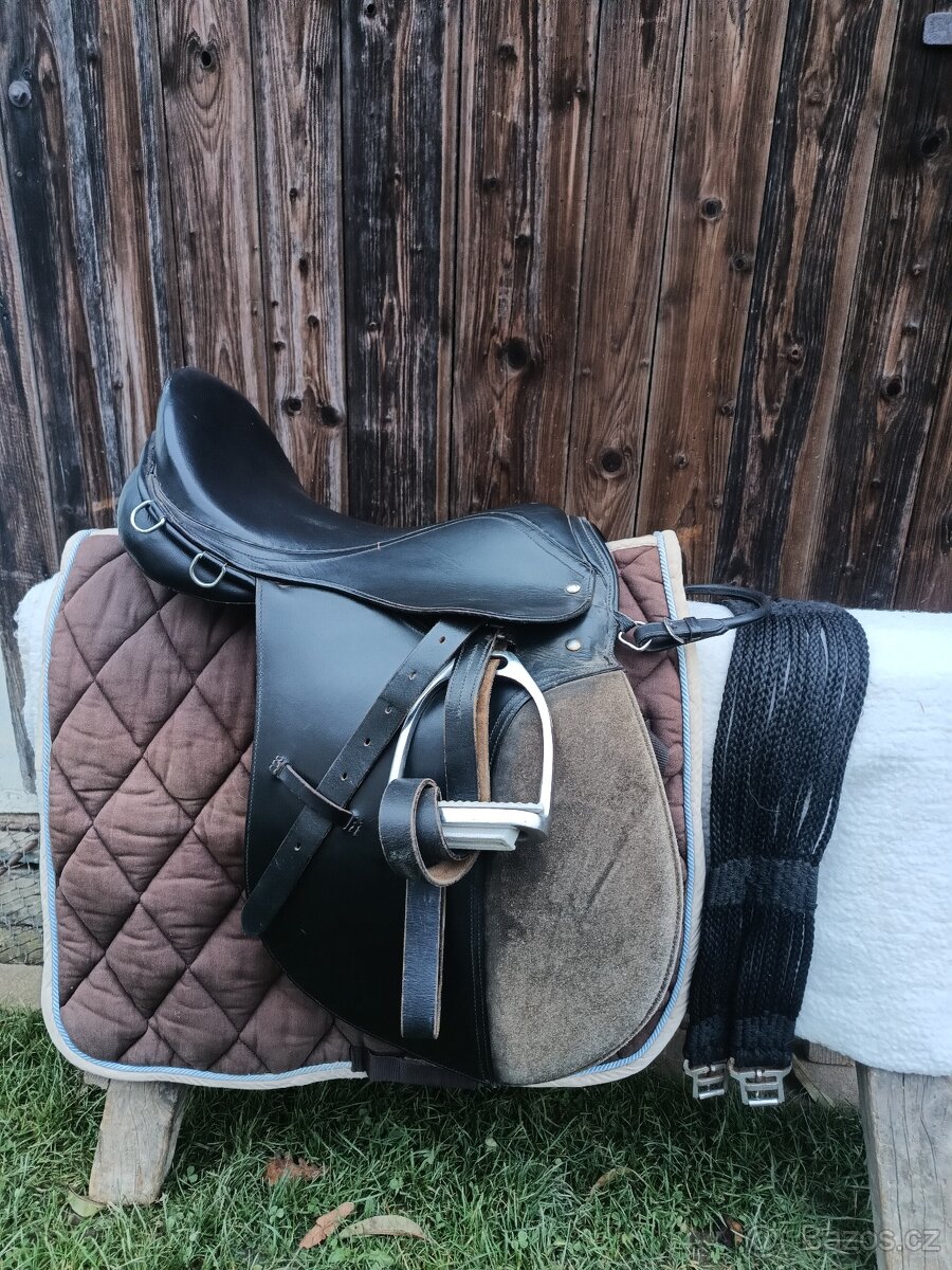 Univerzální sedlo nastrojené