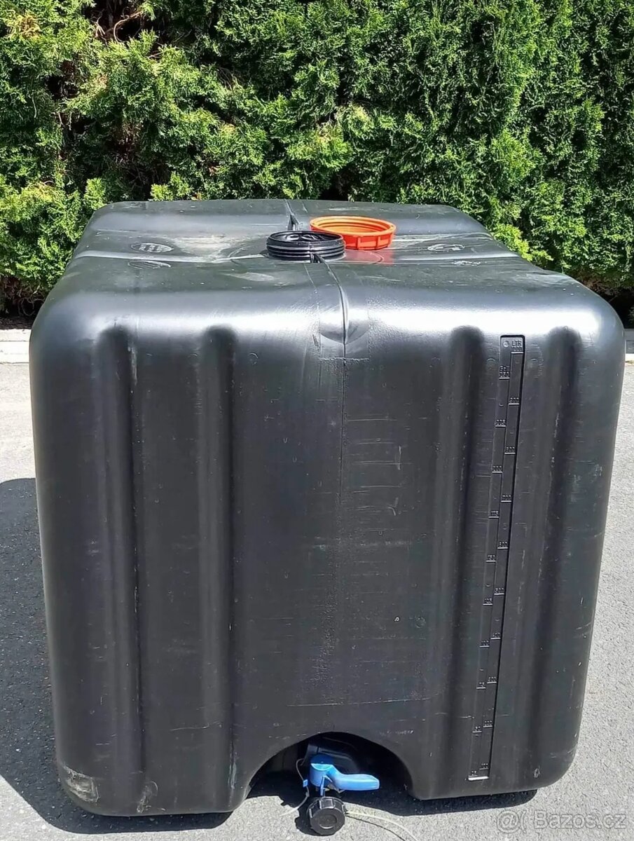 IBC kontejner 1000l černý