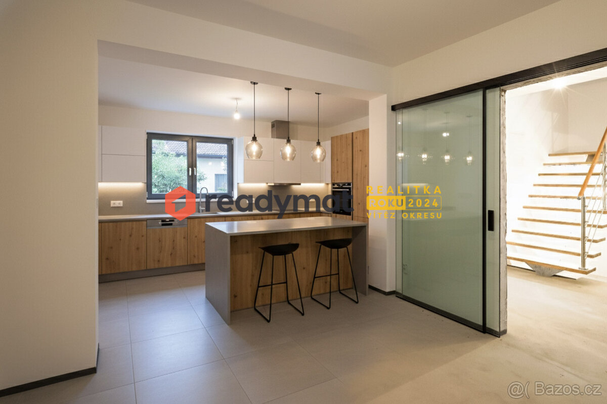 Prodej luxusního rodinného domu 4+kk s terasou v Hodoníně