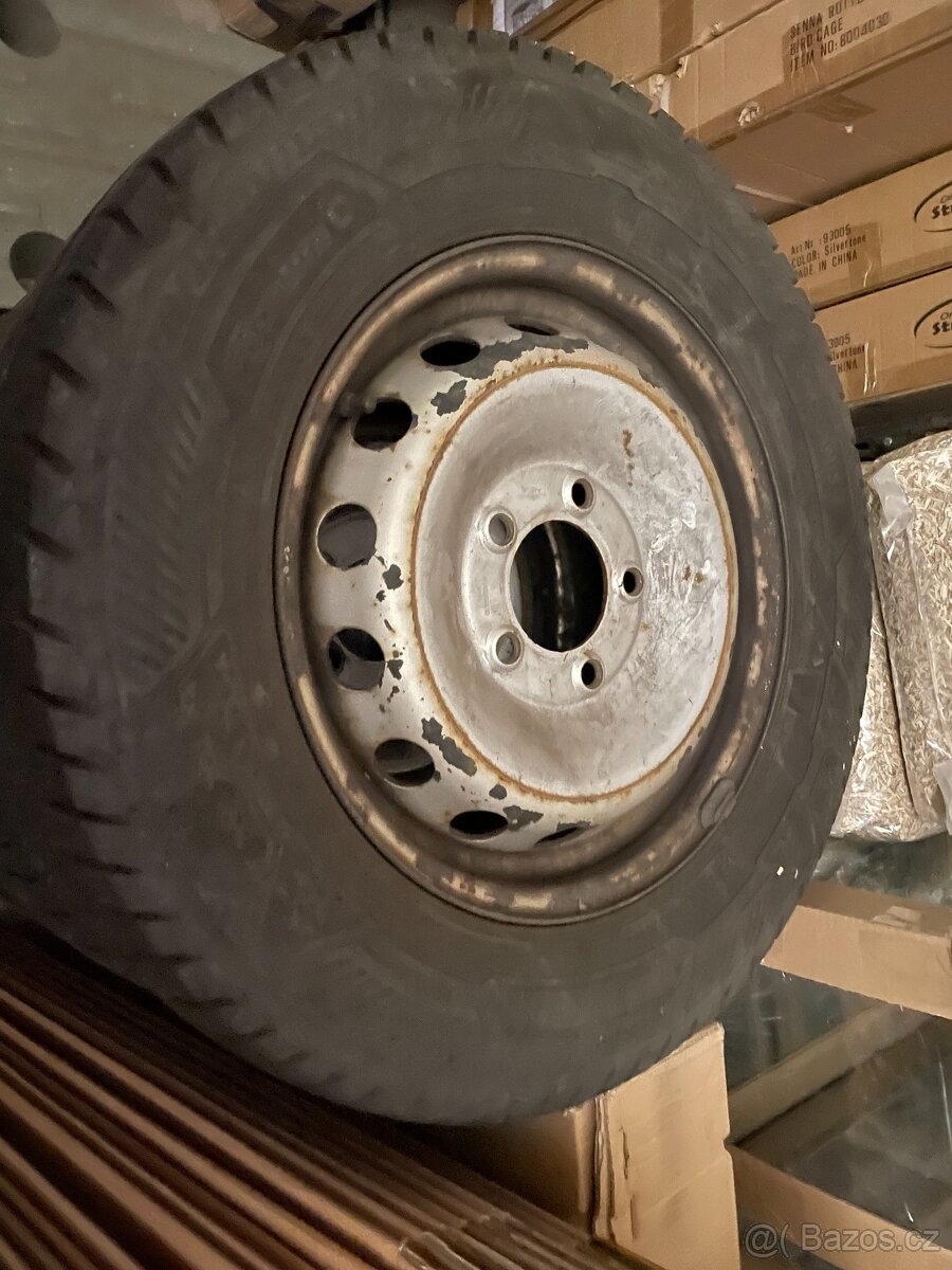 Prodám zimní pneu s diskama na Renault Master
