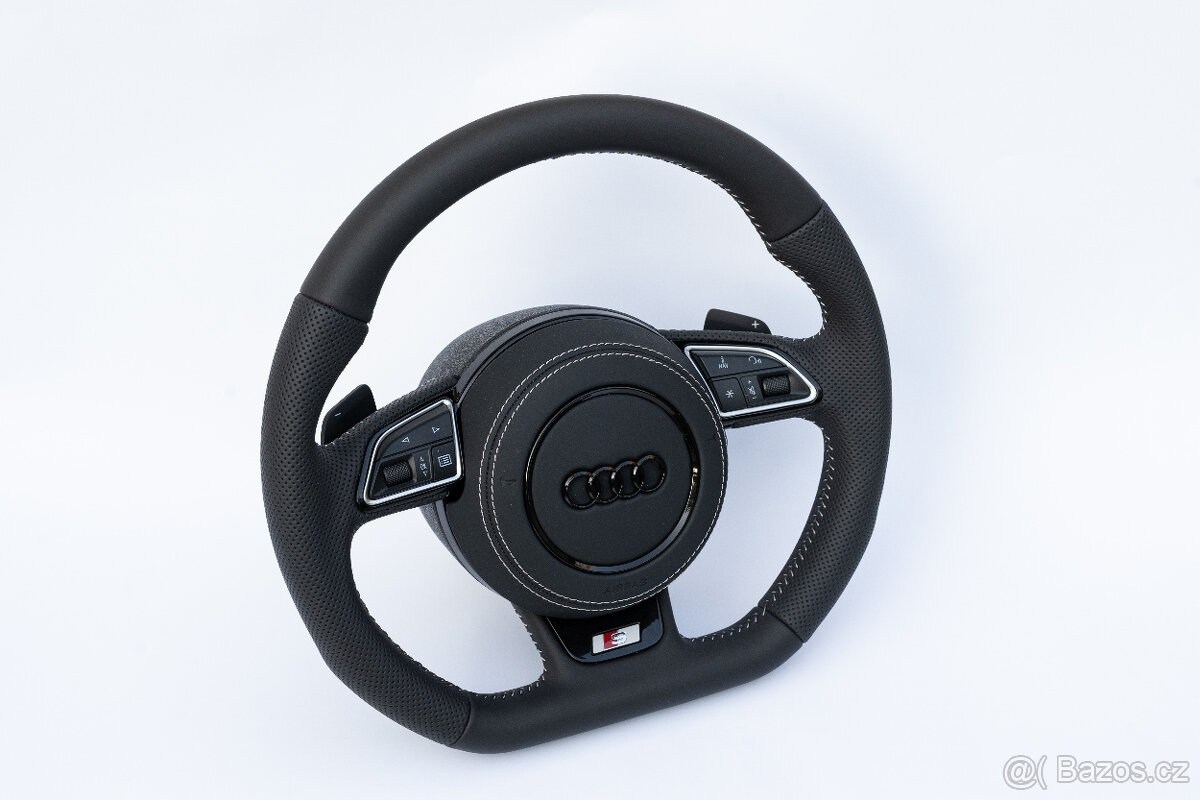 AUDI MULTIFUNKCNY VOLANT S AIRBAGOM A PADLAMI
