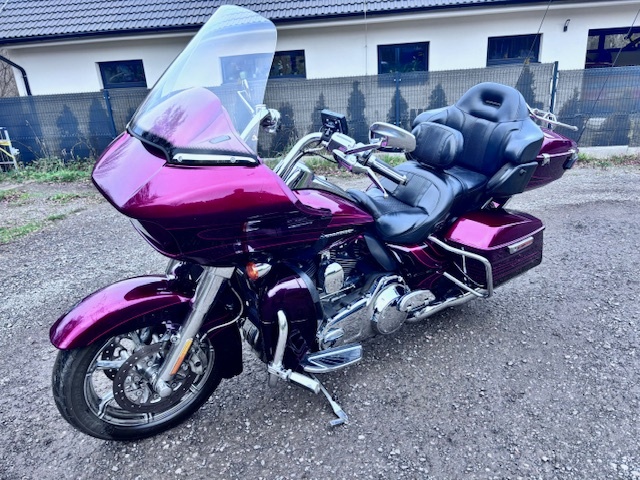 Harley-Davidson Road Glide Ultra CVO (2016)