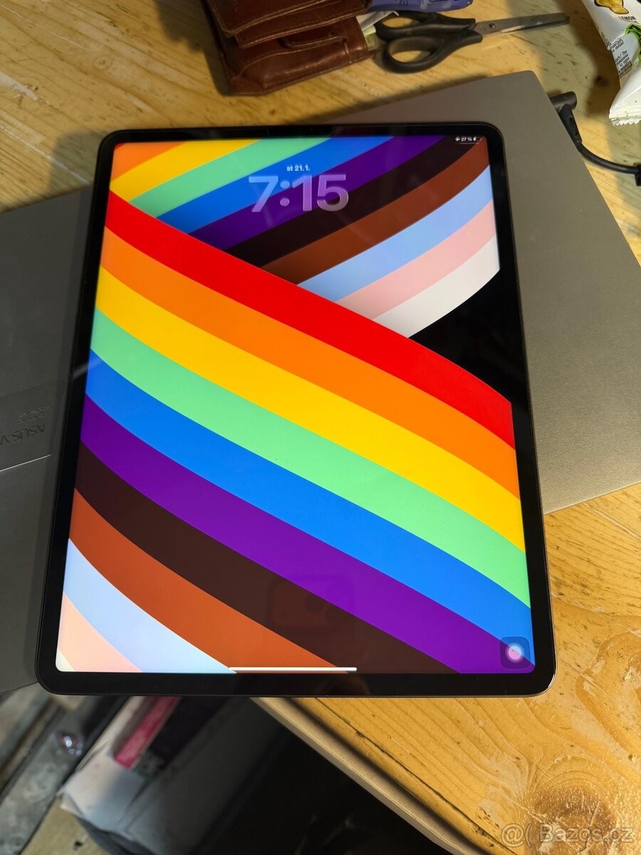 Prodám iPad Pro 12,9" (2021) – 5. generace, 512 GB