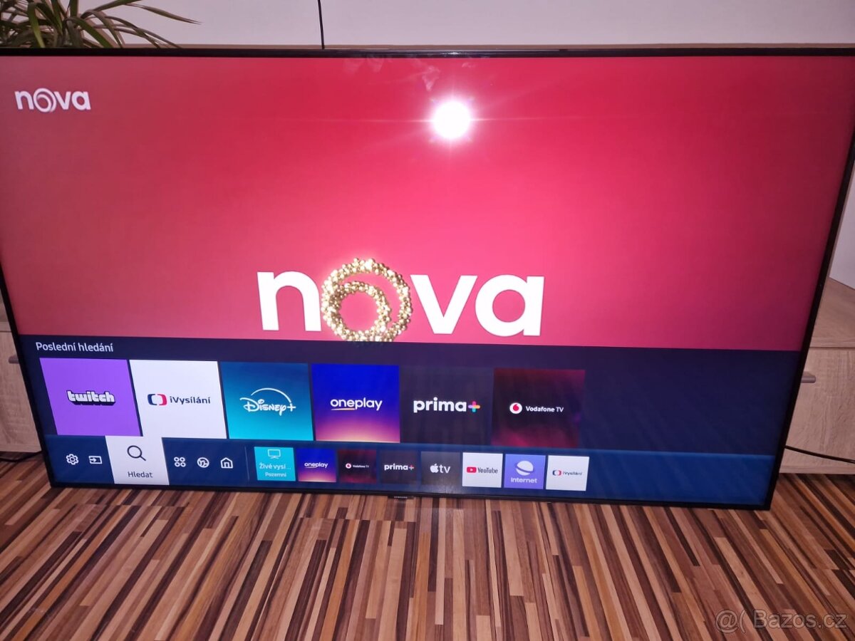 TV Samsung 55 - 138 cm