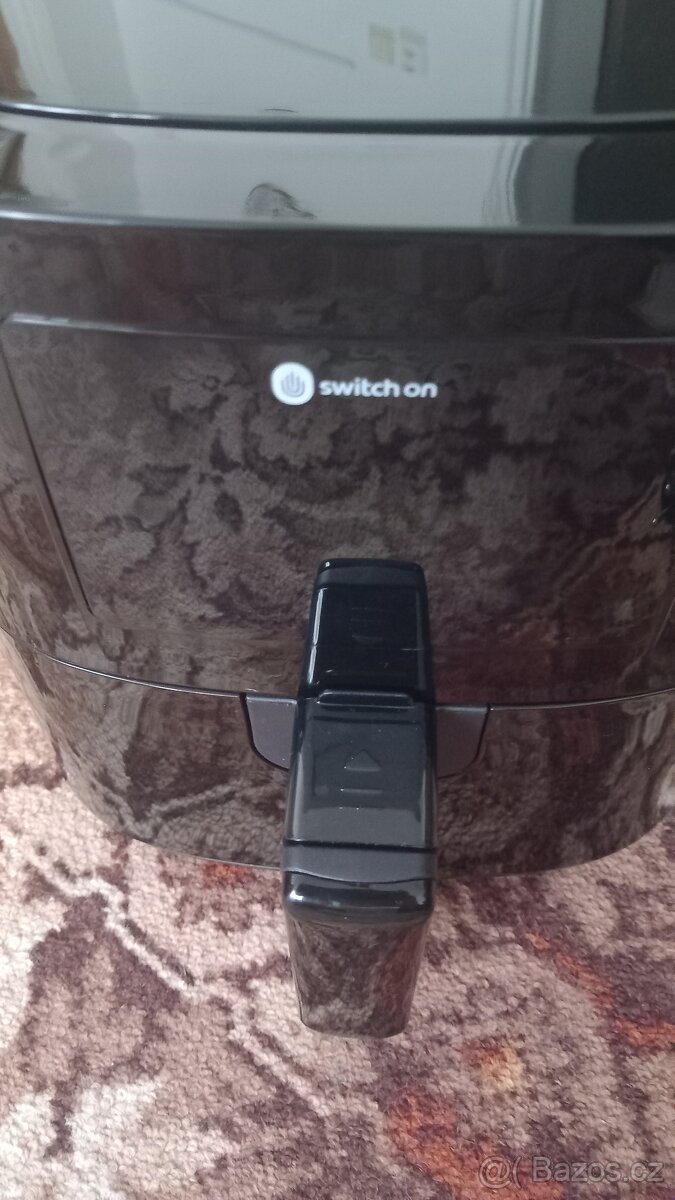 Horkovzdušná fritéza