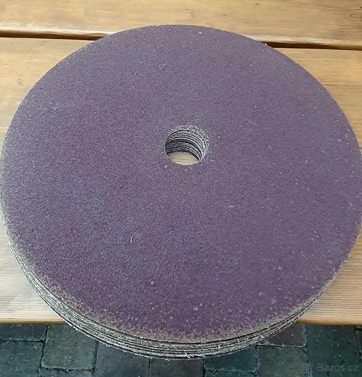 Brusny kotouč papir