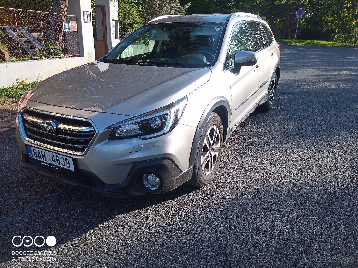 Prodám Subaru Outback 2,5 benzin