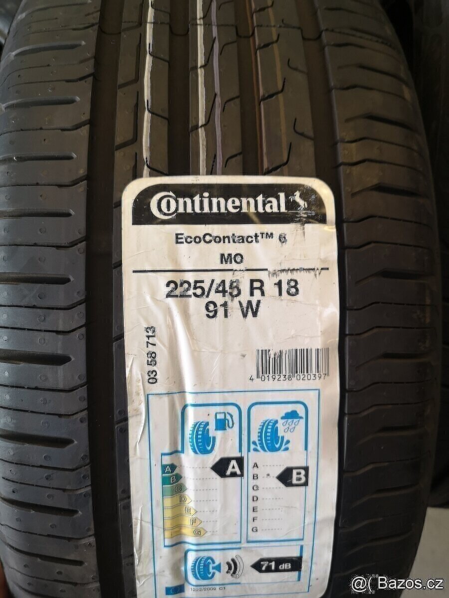 225/45 r18 225/45/18
