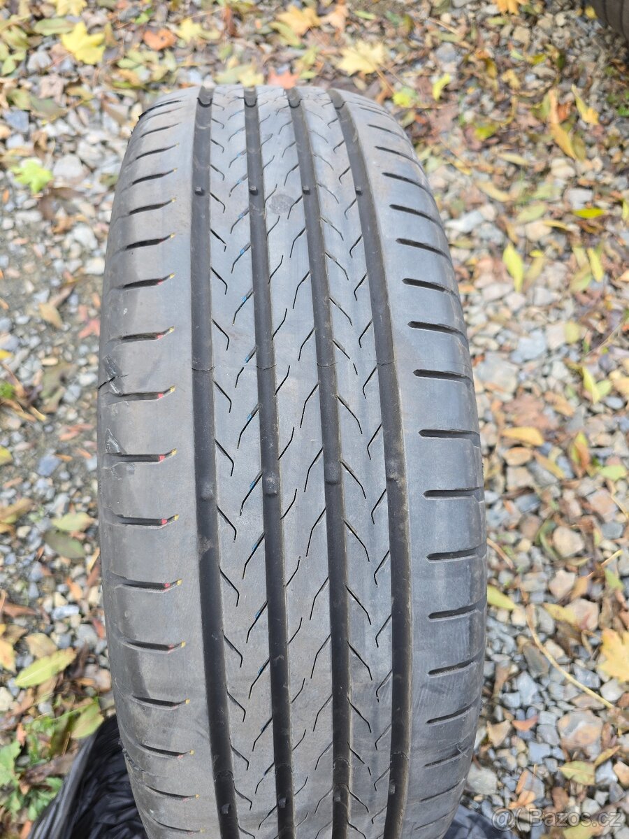 Pneumatiky 215/60 R18 Continental