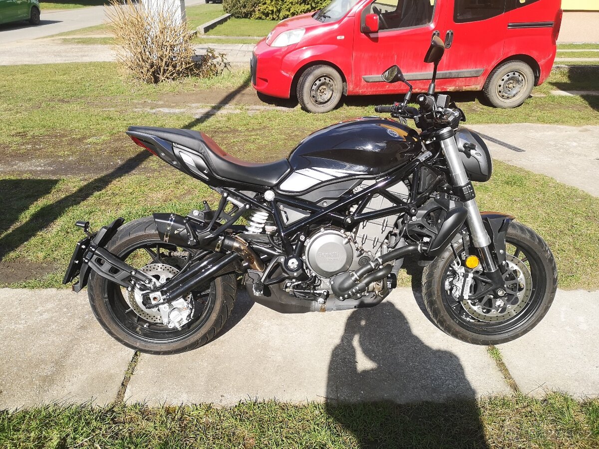 Benelli 752S, najeto 475km Zánovní motocykl.
