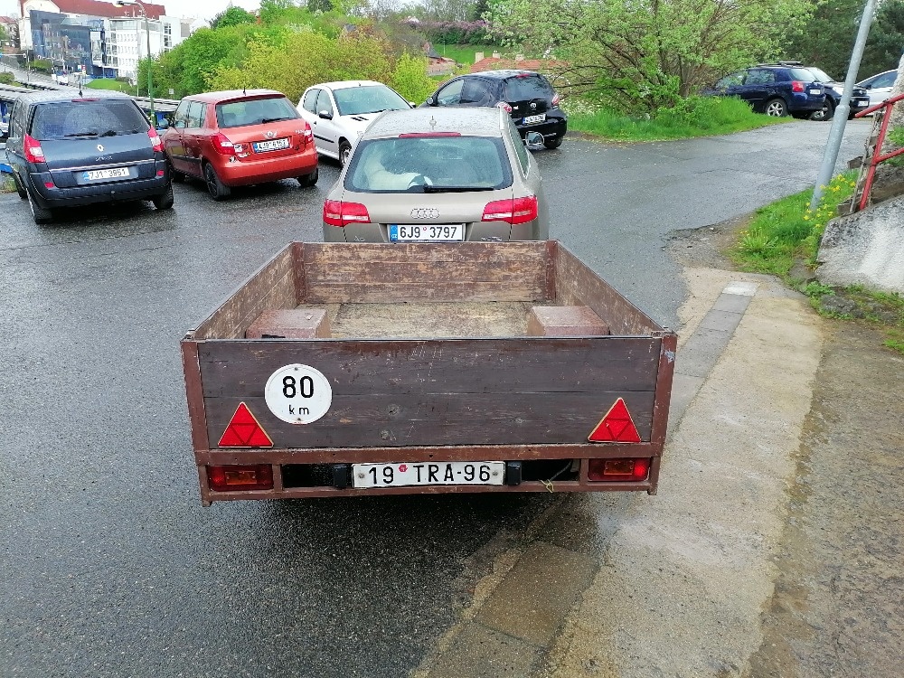 Vlek - Přípojný vozík
