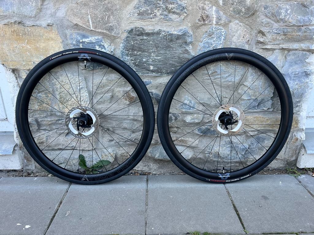 Karbonová kola Veloman Paladium 33 mm