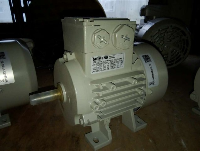 Elektromotor siemens Č7