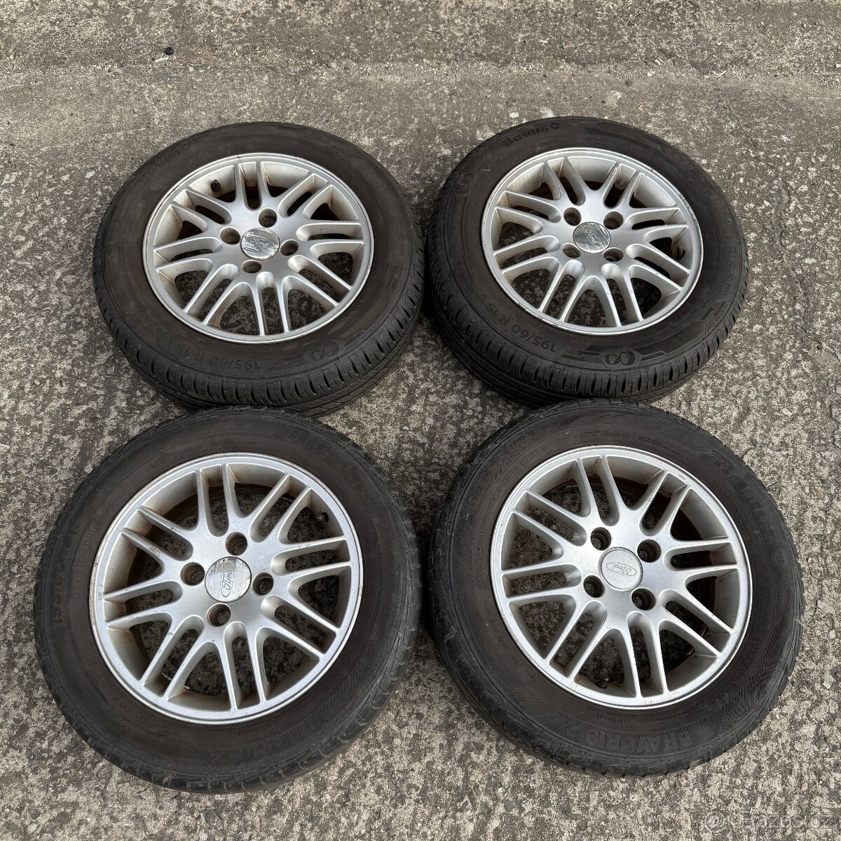 15" original Ford Focus - 195/60/15 vzorek 8mm - 4x108