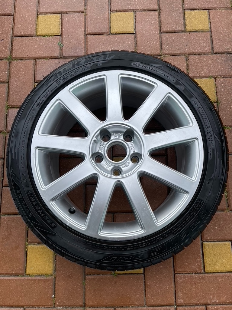 Prodám samostatné kolo R17 originál Audi 5x112
