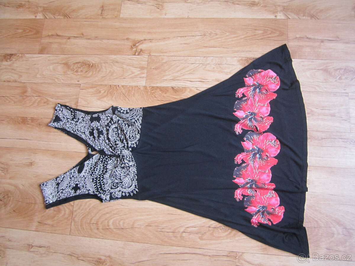 Společenské šaty zn. Desigual, vel. L/XL, pružné
