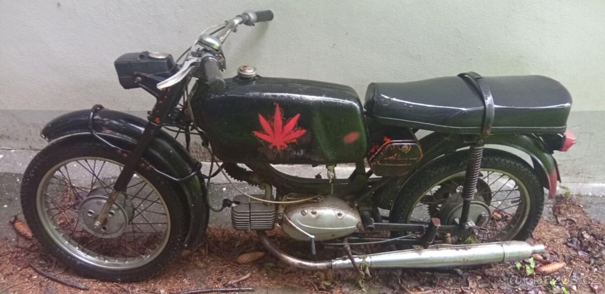 Jawa Mustang západní vývoz
