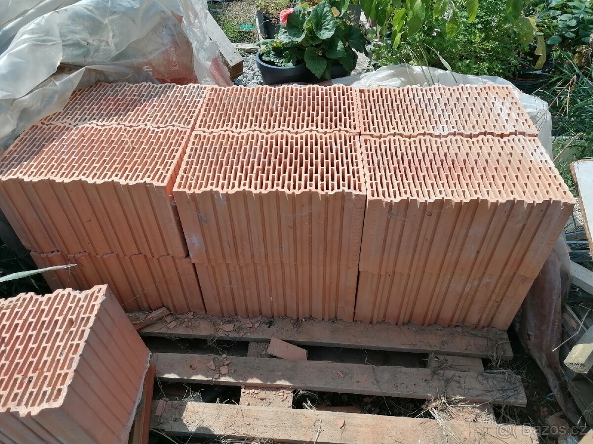 Cihky Porotherm 44 Profi P10 broušená