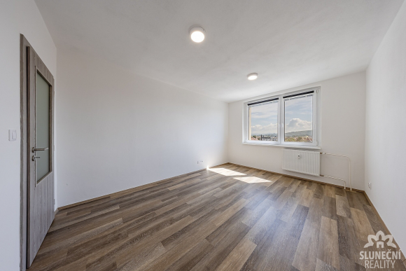 Pronájem zrekonstruovaného bytu 1+kk, 27 m², Uherské Hradišt