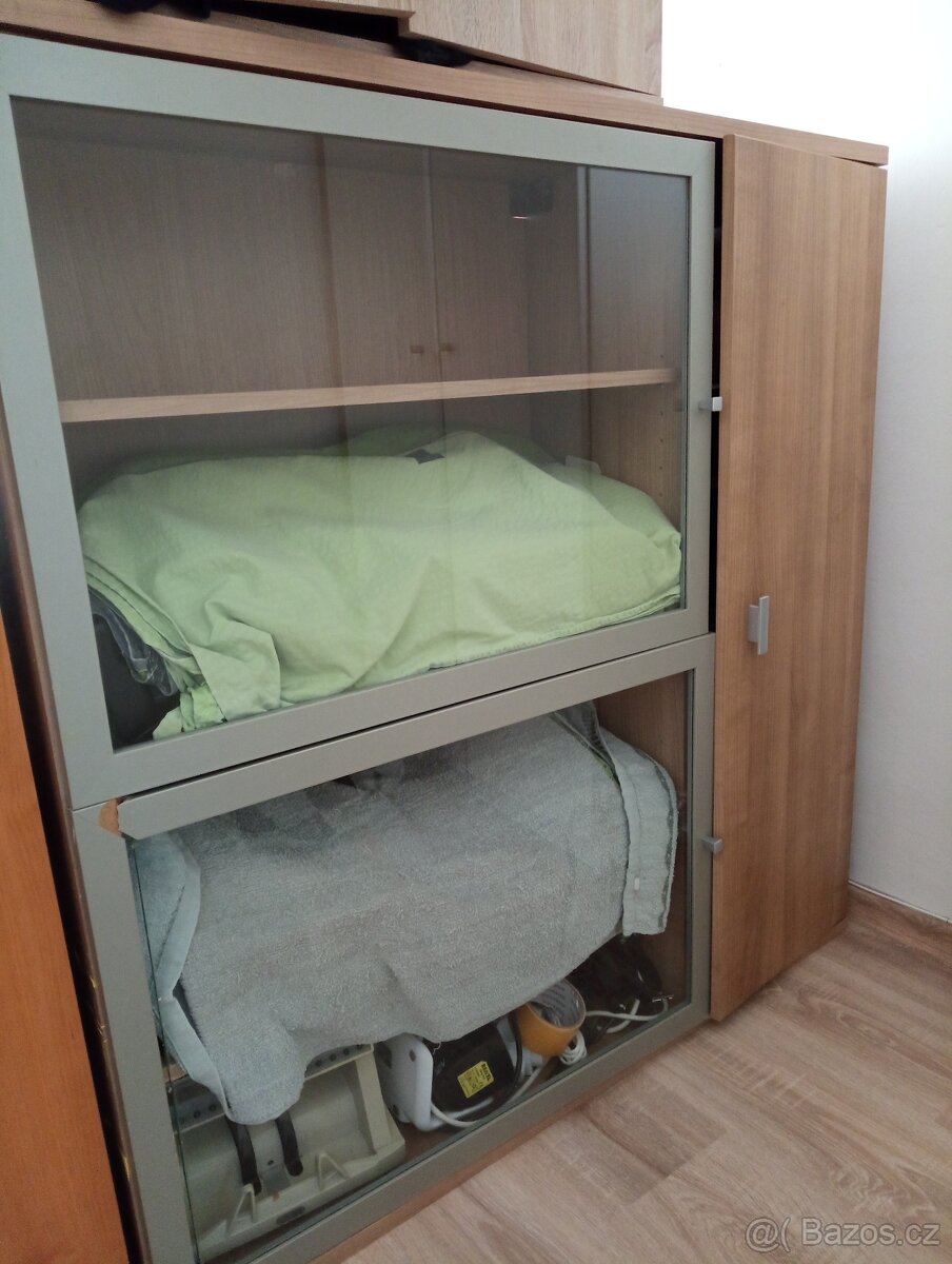 Daruji za odvoz skříňku
