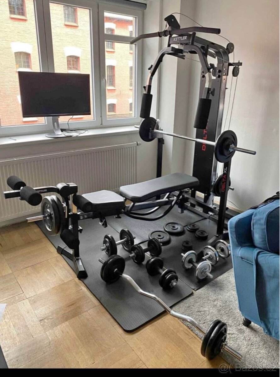 Lavice s věží + přes 200 kg železa.
