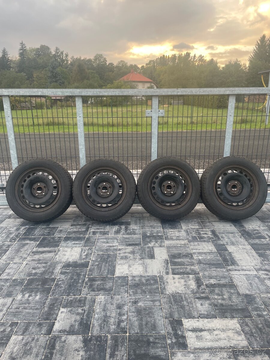Ráfky + zimní pneu 215/55R16