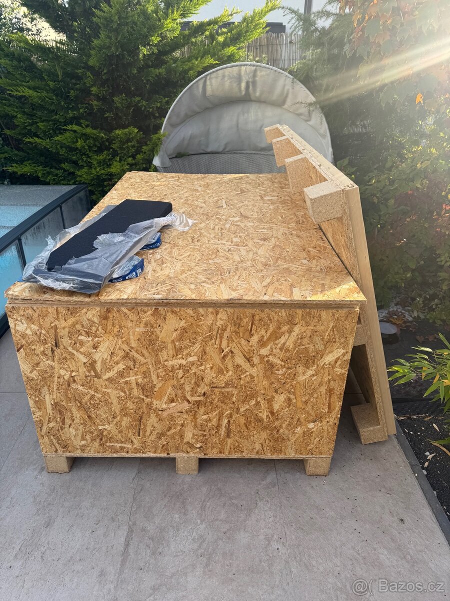 Velky prepravni box OSB 2m x 1,2m
