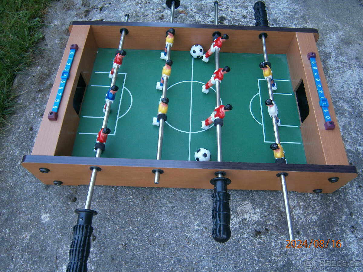 stolní fotbálek 30 x 50 CM