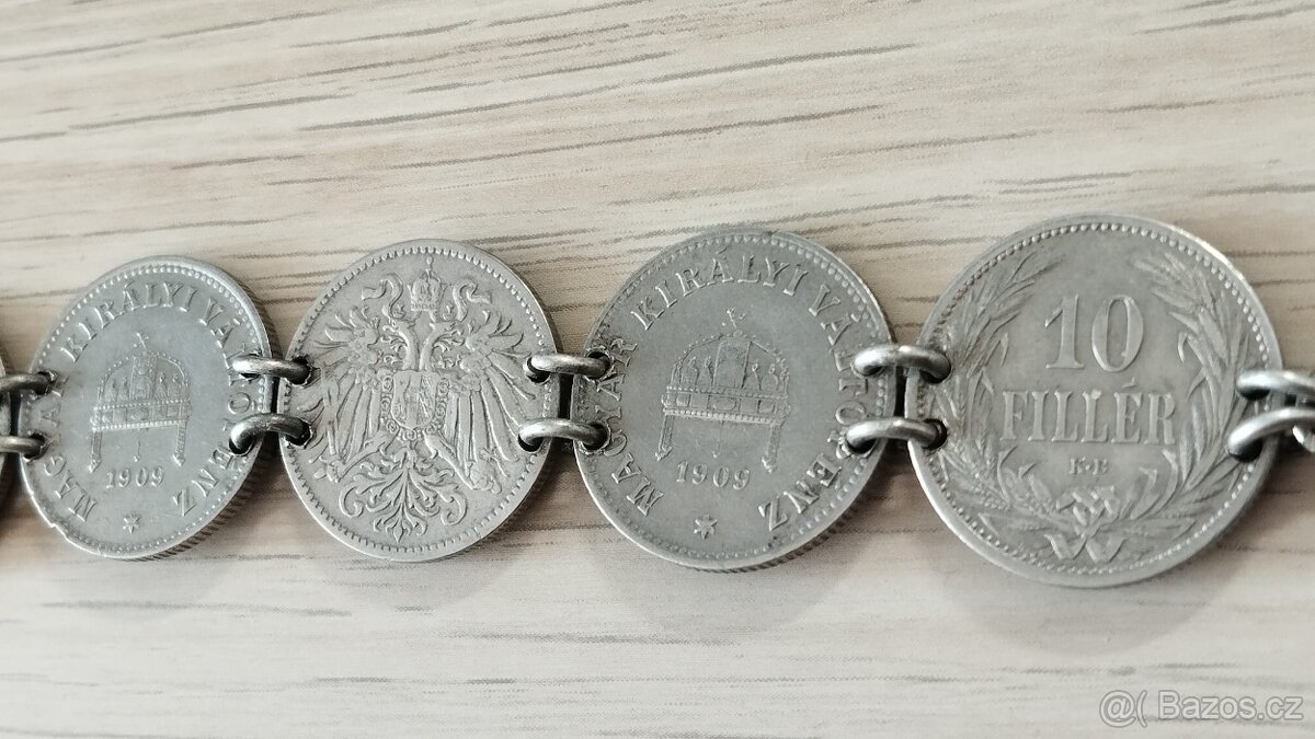 Patriotický náramek z mincí RU