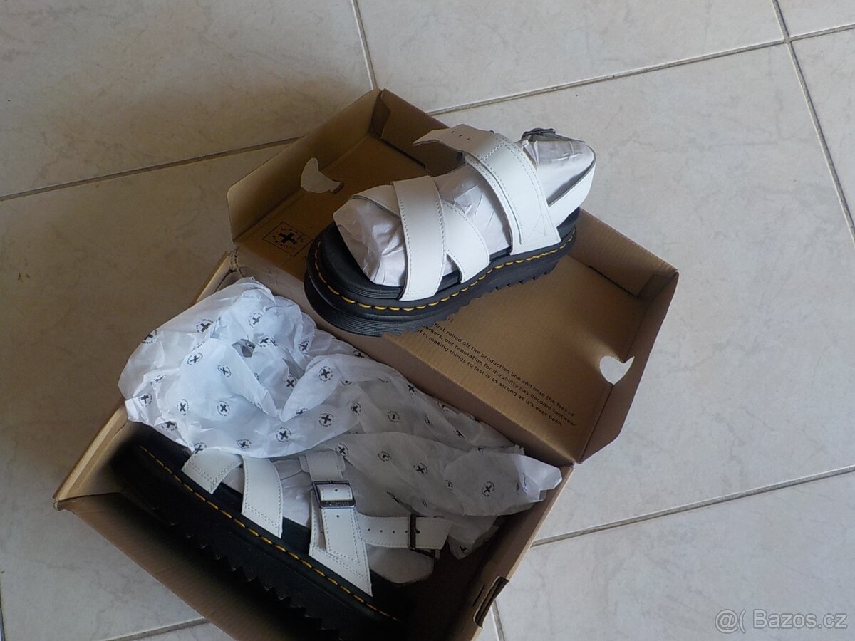 Dr Martens Nove sandalky kožene vel 38