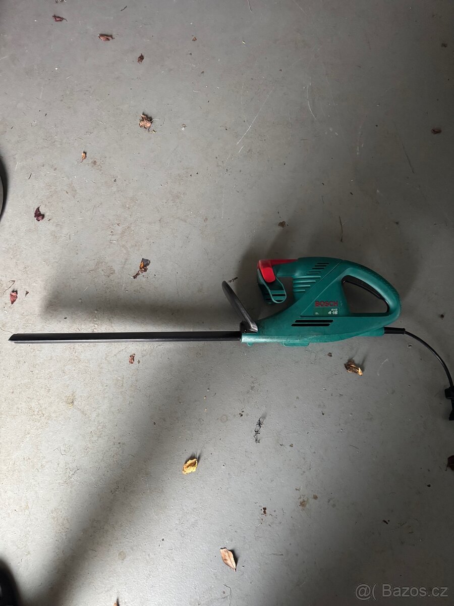 Prodam el. nuzky na zivy plot