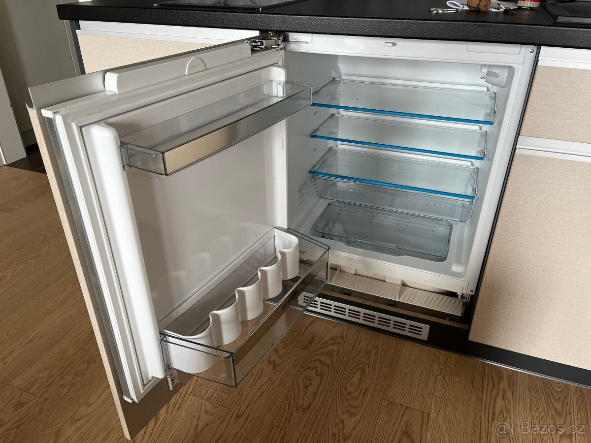 Podstavná chladnička iQ500 Siemens KU15RADF0