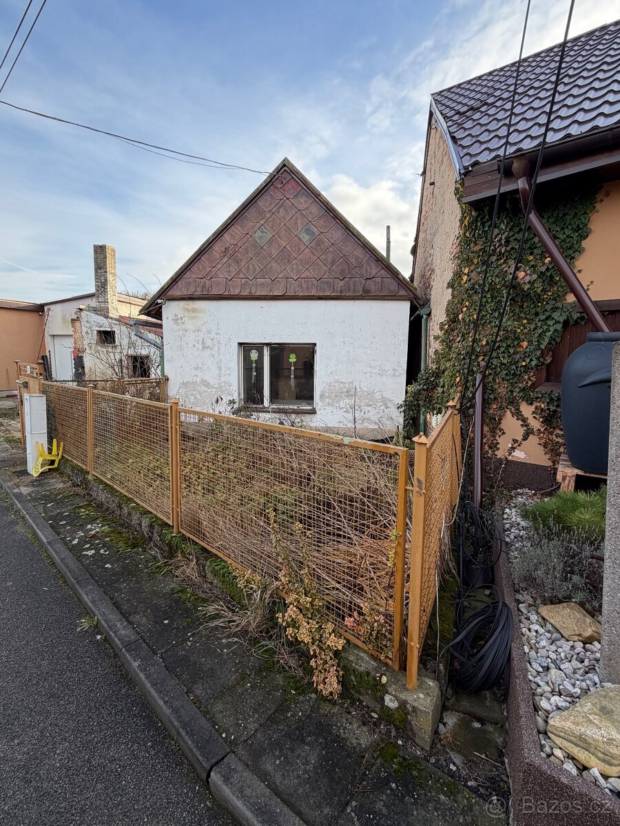 Rodinný dům na rekonstrukci – skvělá lokalita, Zdětín