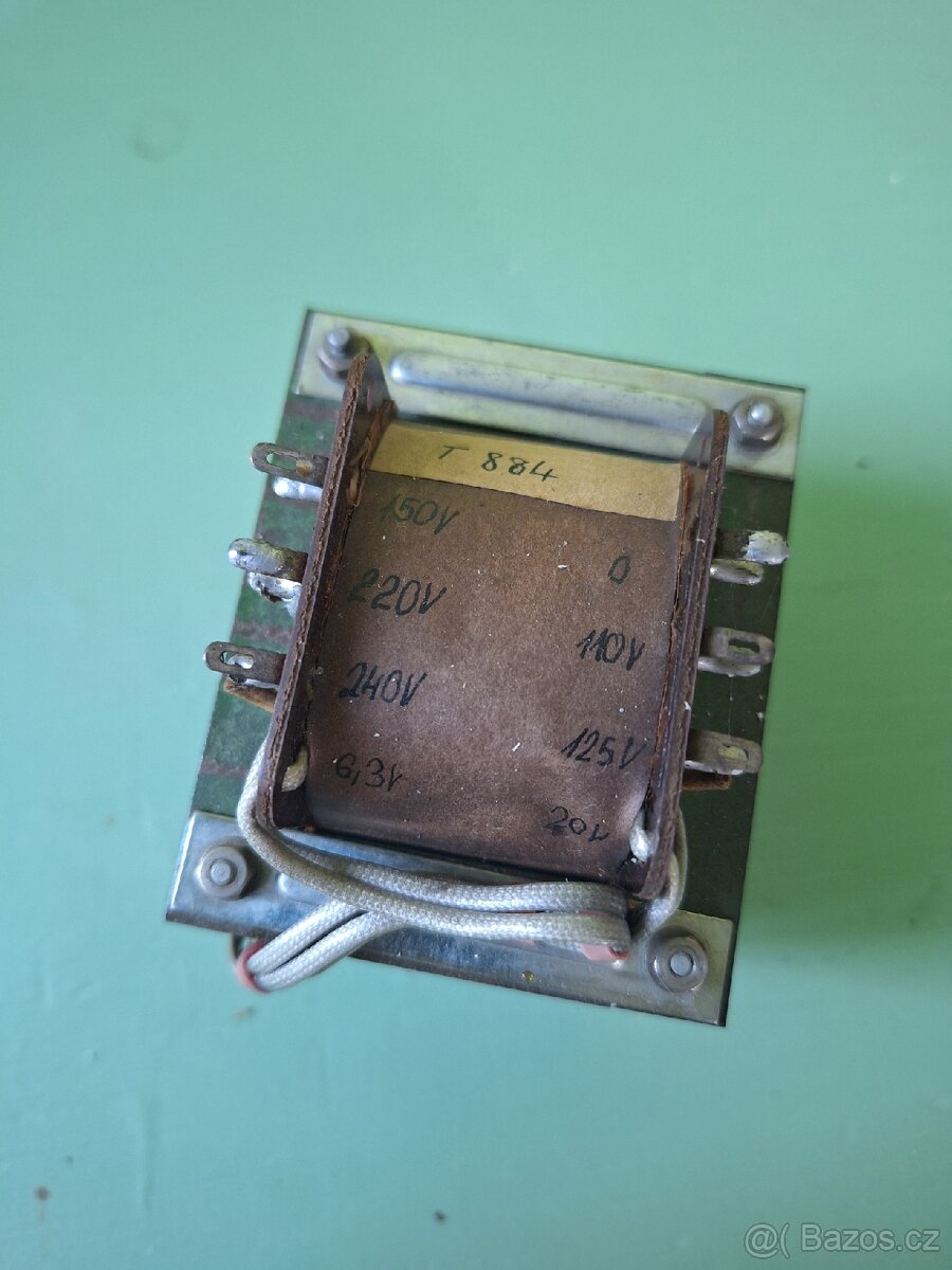 Transformátor T884