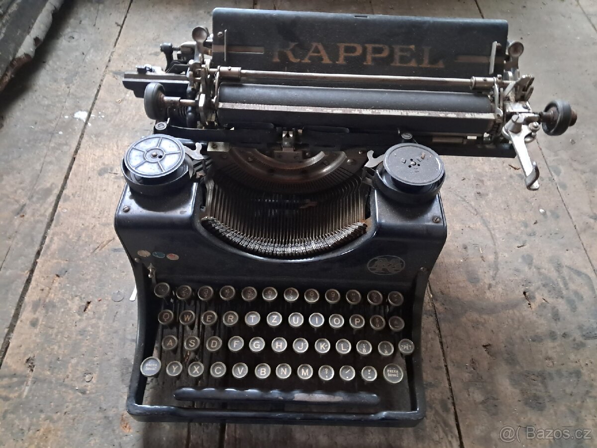 Psací stroj