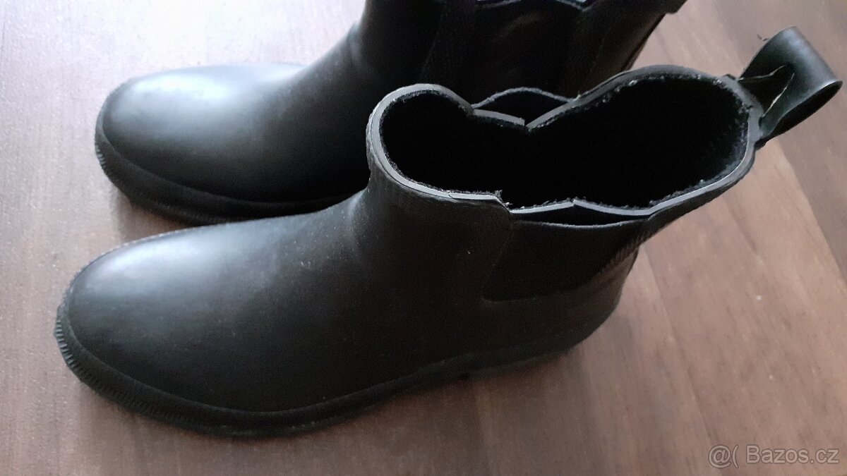 Dívčí holiny tchibo 32/33