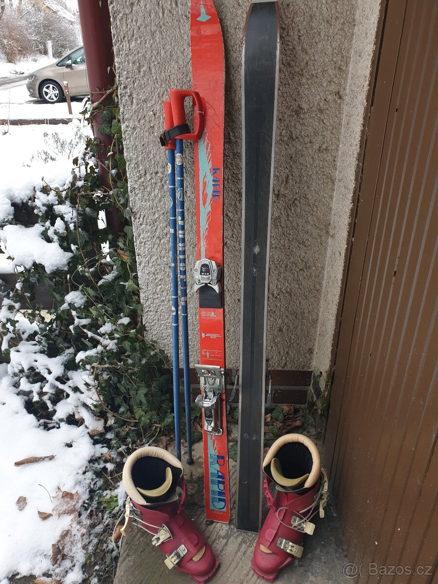 Prodám starší sjezdařský set