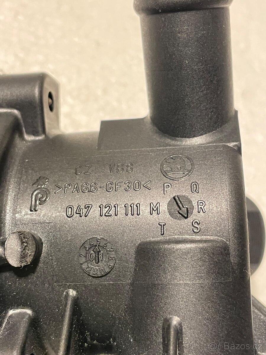 ÚPLNÁ SKŘÍŇ S TERMOSTATEM 047 121 111S