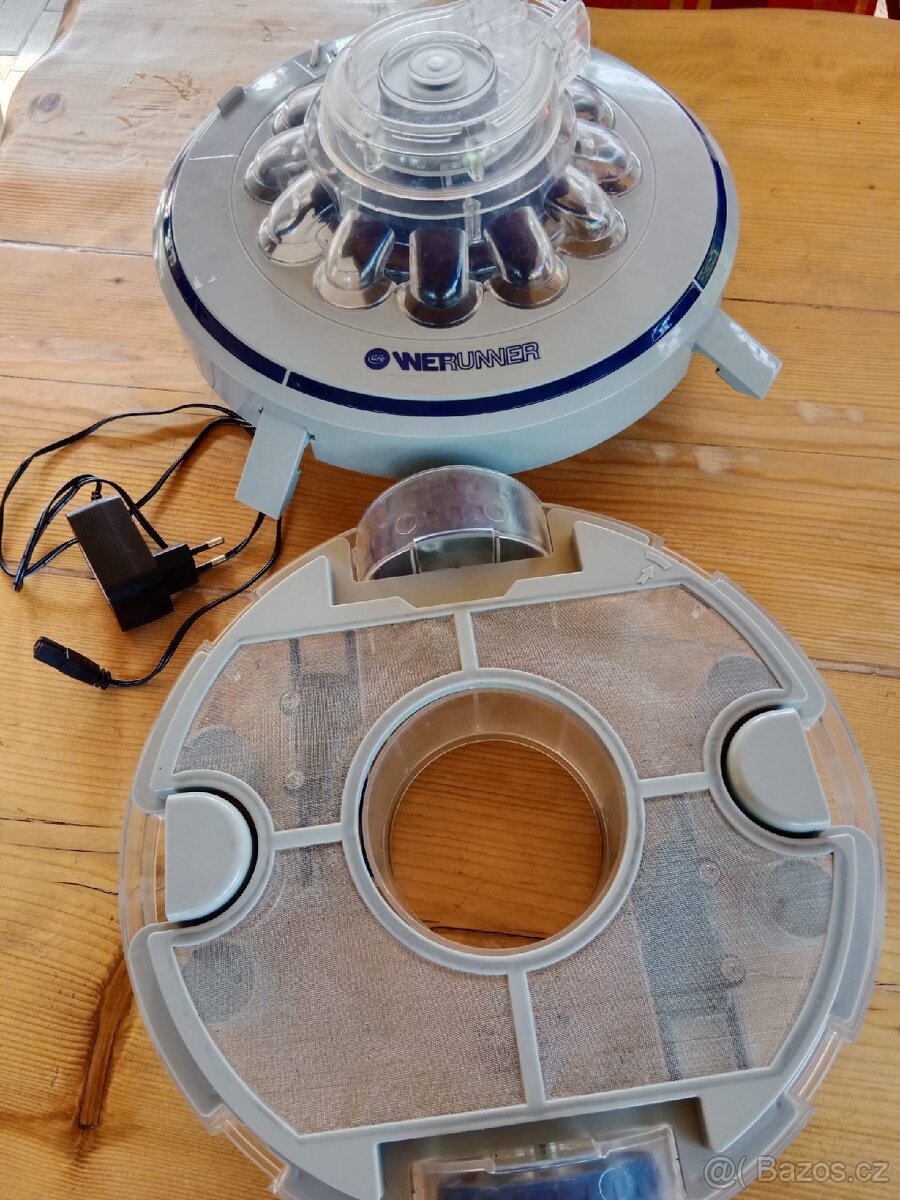 Automatický vysavač GRE Wet Runner