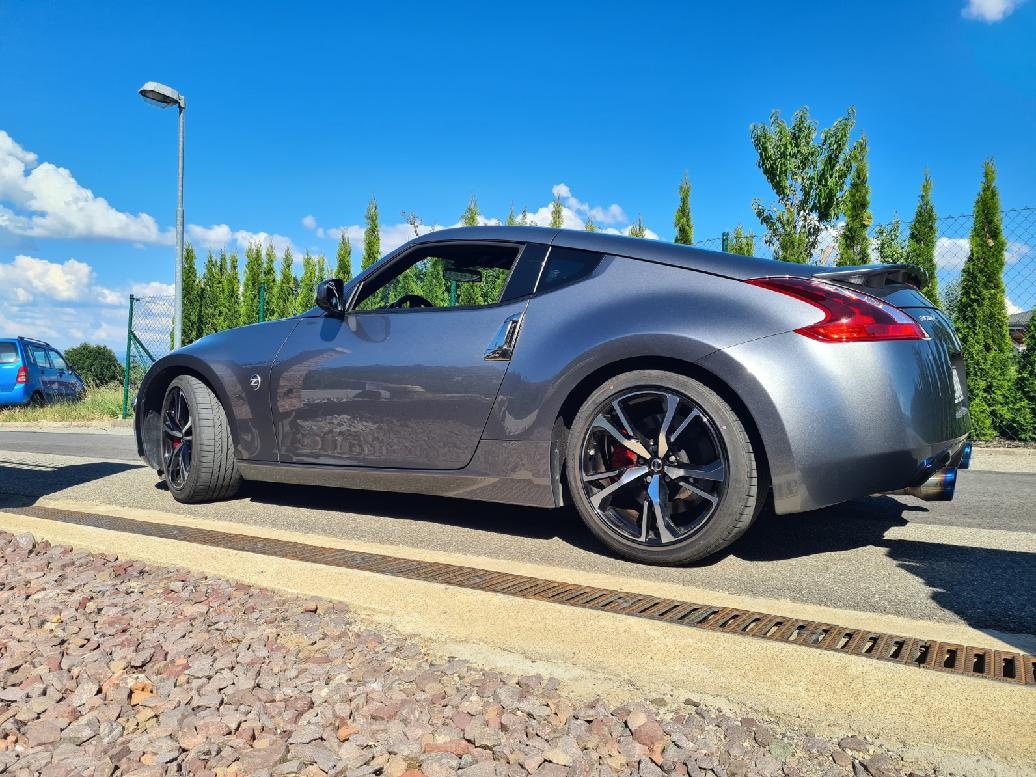 Nissan 370Z