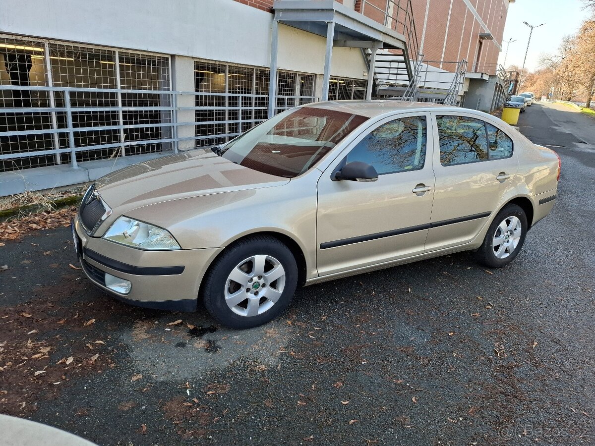 Škoda Octavia II liftback 1,9TDi 77Kw CZ  1.majitel