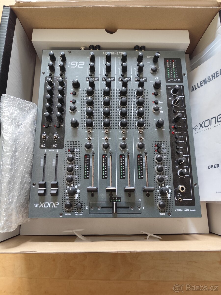 Dj mix Allen&Heath XONE:92
