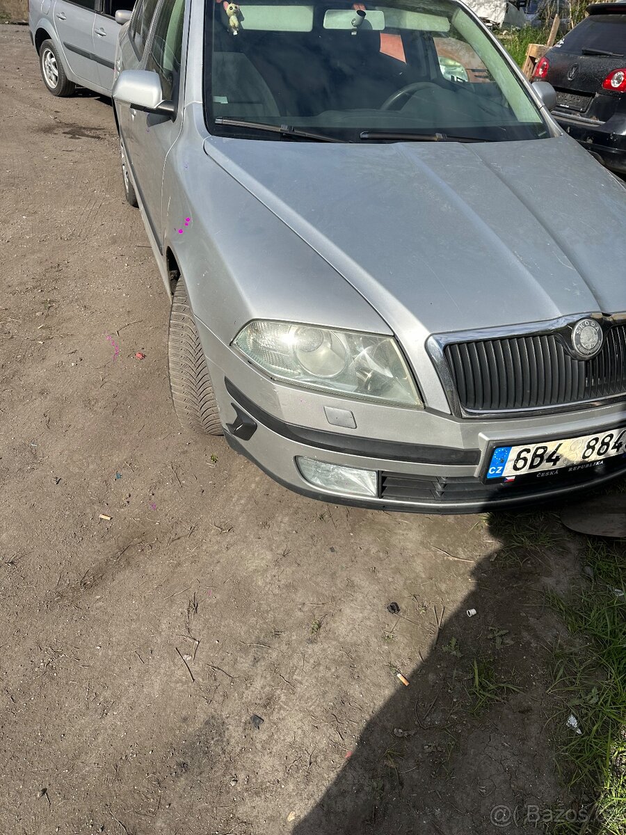 Škoda Octavia 2 díly