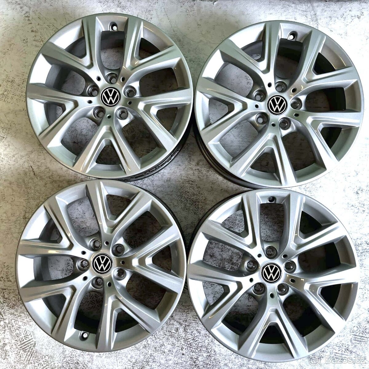 ALU KOLA VW PASSAT TIGUAN SHARAN 17" 5X112