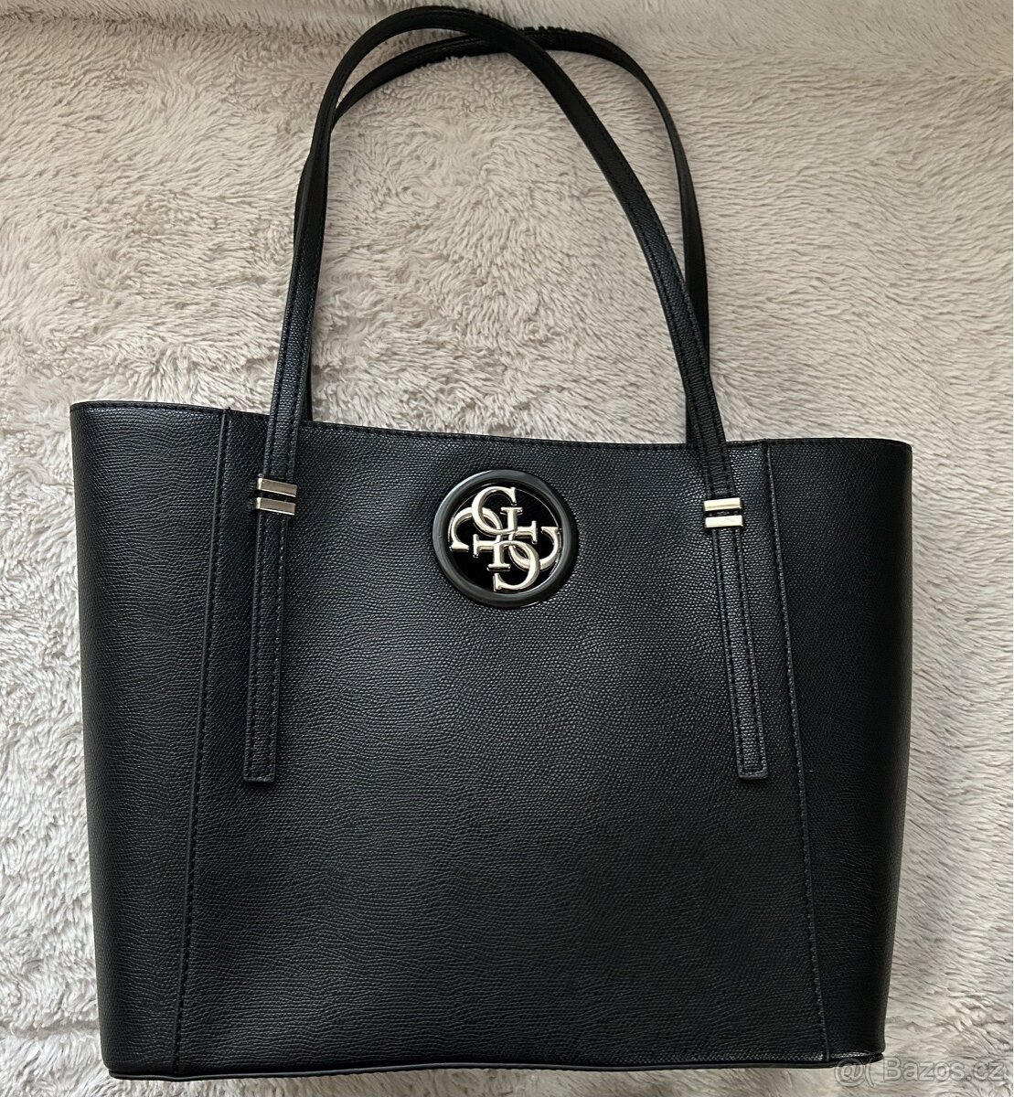Kabelka GUESS