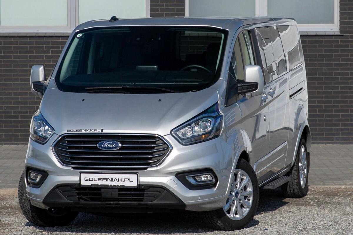 Ford Tourneo Custom Titanium L2H1 8mistny