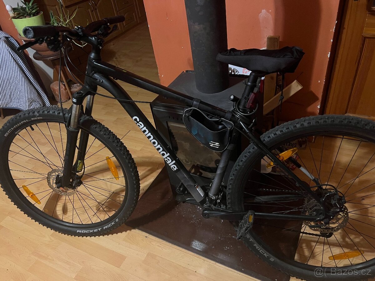 Horské kolo CANNONDALE TRAIL 7 29" BLK